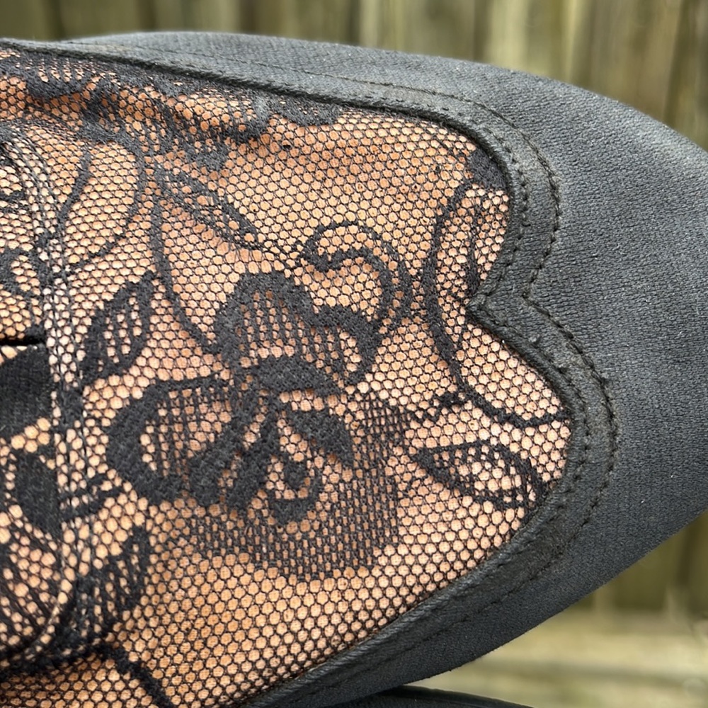 Womens Black and Beige Lace-Overlay Flats - originally purchased in UK - Picture 8 of 10